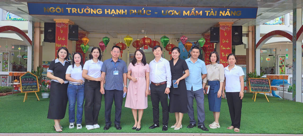 TRƯỜNG MẦM NON 20/10 LÀM VIỆC VỚI ĐOÀN GIÁM SÁT  TRUNG TÂM KIỂM SOÁT BỆNH TẬT SỞ Y TẾ TỈNH ĐIỆN BIÊN  VỀ HOẠT ĐỘNG Y TẾ TRƯỜNG HỌC, NĂM HỌC 2025-2026